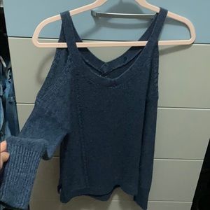 Sweater buy one get the other free!